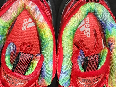 Kobe❣️ TRUE TALENTS. パラ激レア❗️ Amazon.com: 1997-98 Kobe Bryant Game Used Signed Crazy 8 Adidas