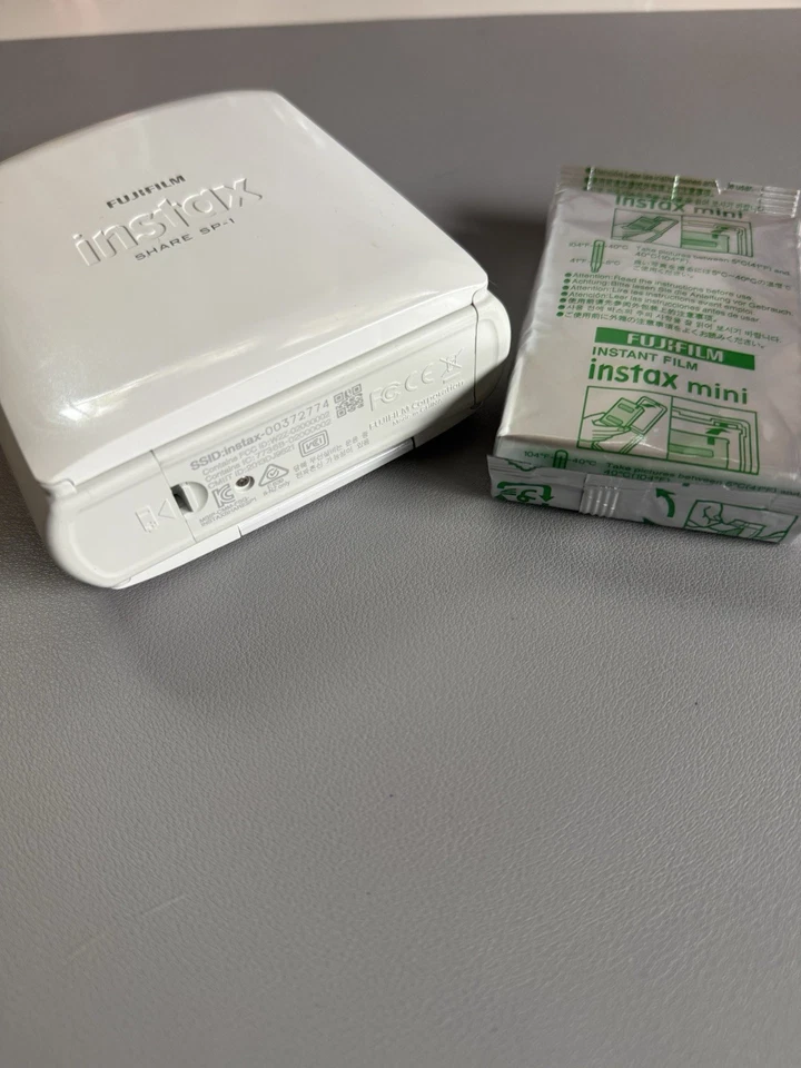 Fujifilm Instax Share SP-1 Bluetooth Printer with Film Pack, *READ DESCRIPTION* - Image 2 of 4