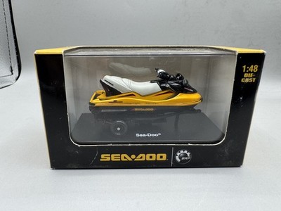 NewRay Sea-Doo Jet Ski Model Yellow 1:48 BRP