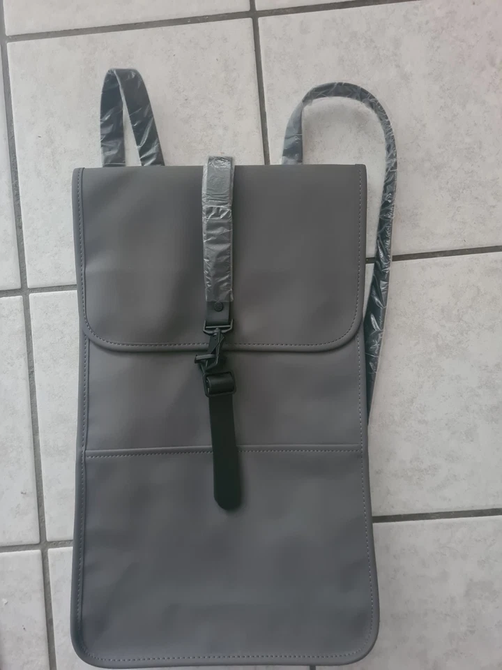 Rains W3 Rucksack Grau Neu Branded