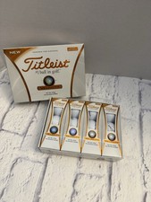 Titleist Velocity Golf Balls 12 Pack / White, Play 00-11-22-33