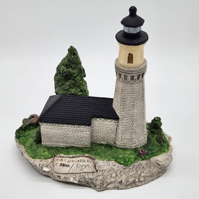 Harbour Lights Lighthouses Fort Niagara NY # 113 Year 1991 
