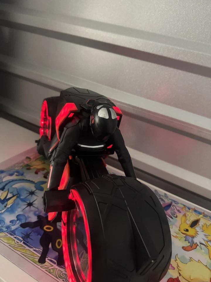 Cubo palomitas de maíz Tron Ares Lightcycle con luz LED EN MANO nuevo 2025 Disney Foto 4 de 4