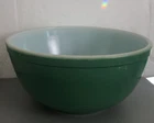 Vintage Pyrex Primary color Green  model 403 mixing nesting bowl 2 1/2 Qt 1945