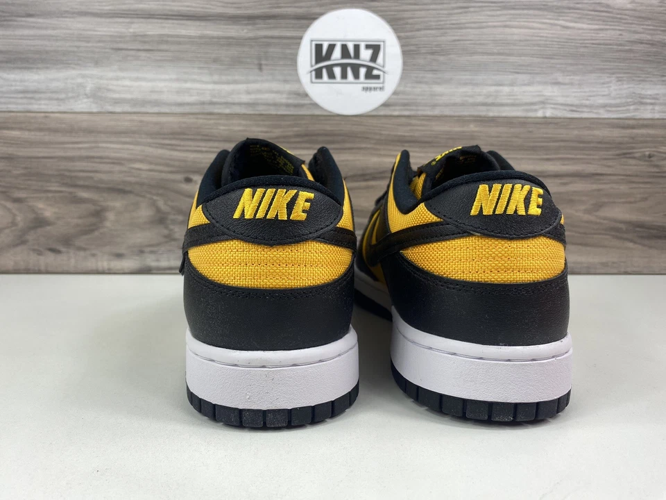 *Zapatos Nike Dunk Low negros universitarios dorados blancos (FZ4618 001) *NUEVOS para hombre Foto 3 de 4