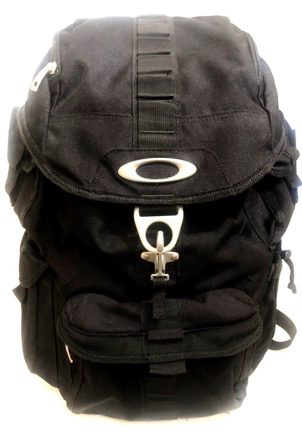 RARE OAKLEY DRY GOODS BACKPACK Black Tactical Field Gear Red Code