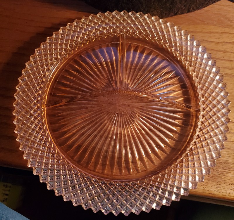 VINTAGE ANCHOR HOCKING "PINK MISS AMERICA" DIAMOND POINT DIVIDED GRILL PLATE