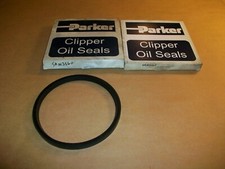 2PC PARKER OIL SEAL 1QTR12 NEW IN BOX