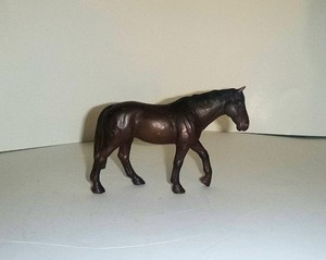 schleich holsteiner mare