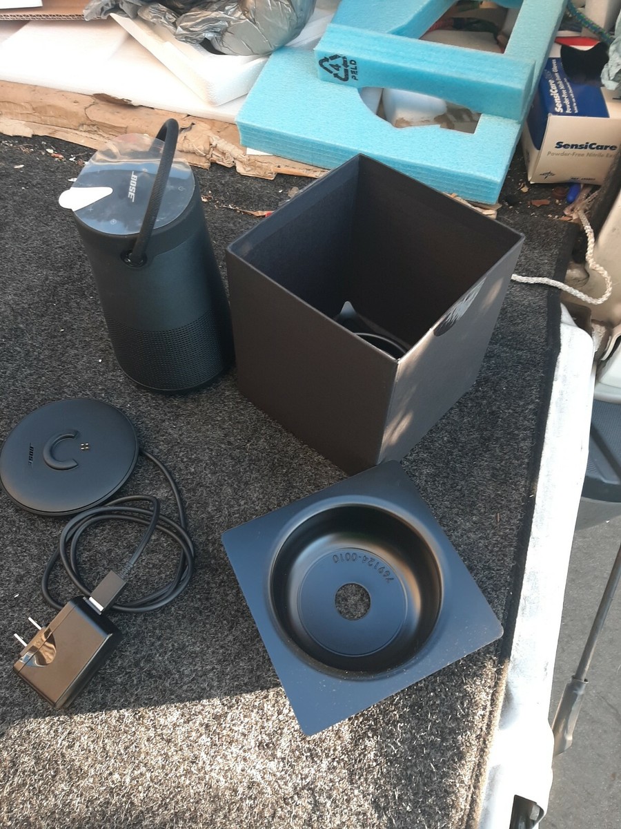 Bose soundlink revolve bluetooth speaker with box and Bose soundlink revolve bluetooth speaker with box and