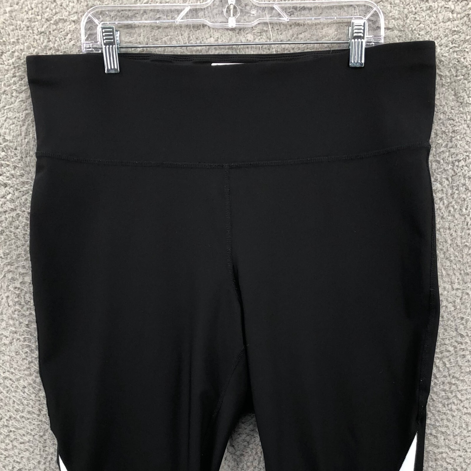 Xersion Capri Leggings Yoga Pants Fitted Women's 2XL Training Striped