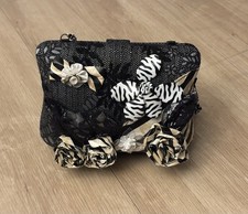 Woman  s Shoulder Strap Bag Purse New Without Tags 