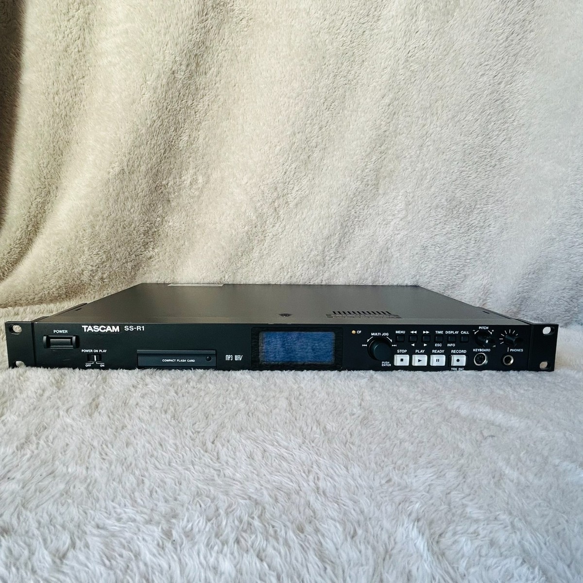 TASCAM SS-R1 Solid State Stereo Audio Recorder TEAC CF AC100-240V