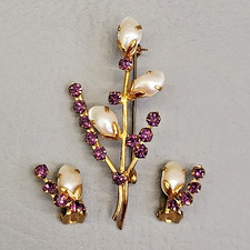 Vintage Flower Brooch Clip Earrings Set Austria Purple Rhinestone Faux Pearls