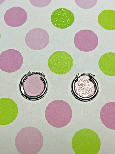 Solid 14k White Gold Small Hoop Polished Earrings .66 Grams Everyday  - Picture 1 of 5