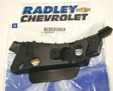 90922459 NEW GM OEM RIGHT FRONT BUMPER GUIDE BUICK B22