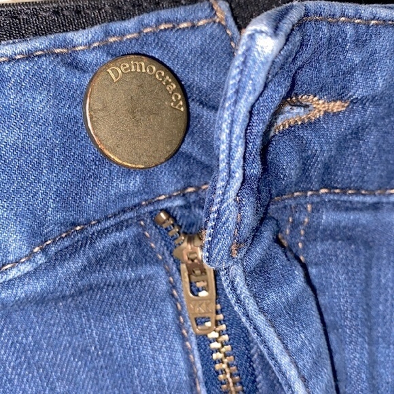 Democracy Absolution size 10 jeans - image 4