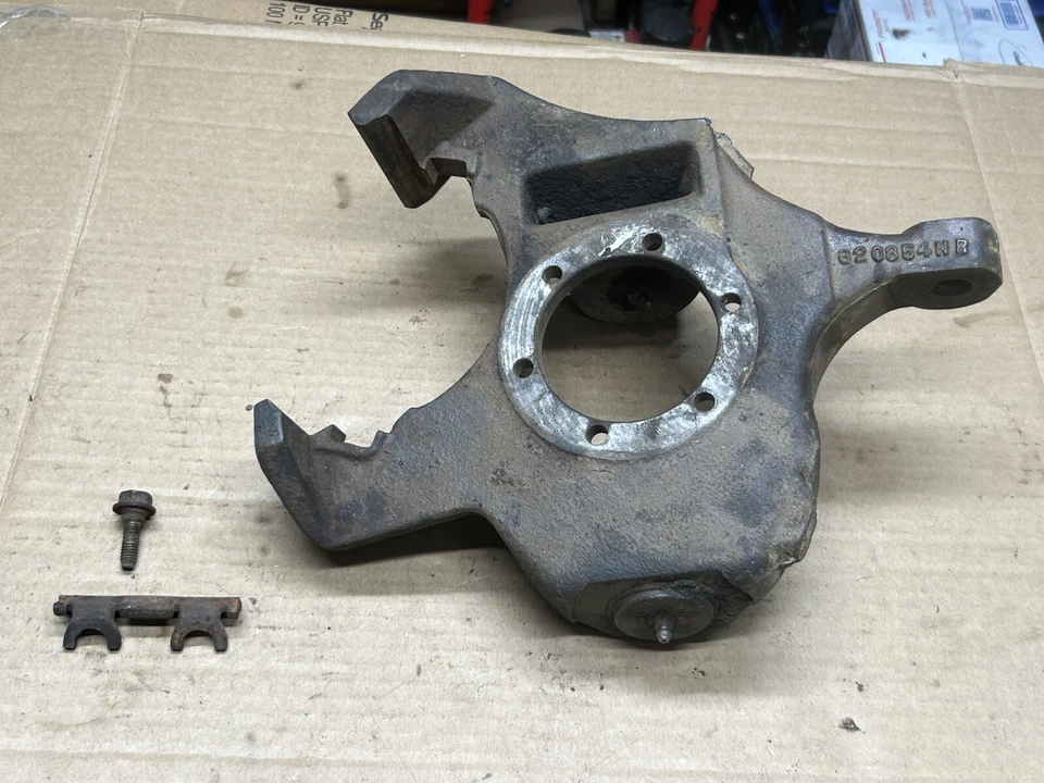 80-86 Ford F-150 - PASAJERO Dana 44 IFS delantero - nudillo de dirección derecho 620854 4x4 Foto 4 de 4