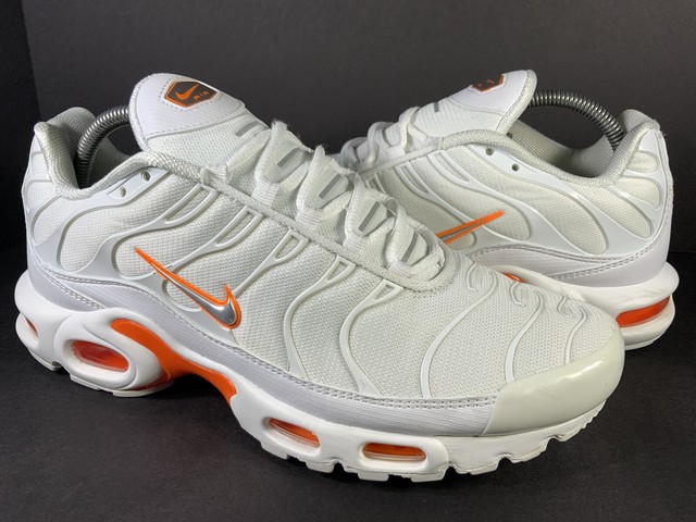 air max plus white silver