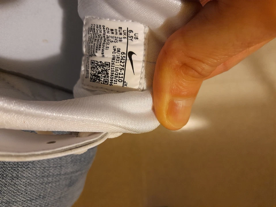 Nike Air Huarache, foto 4 di 5