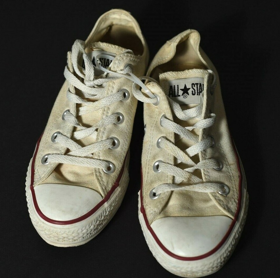 beige converse size 6