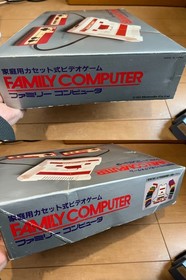 Nintendo Famicom Console with BOX and Manual, 10 Games 0125