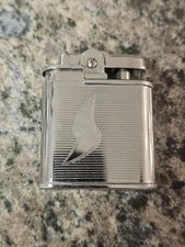 1940s Ronson Whirlwind Windguard Lighter Art Deco Chrome Lines S Design Vintage 