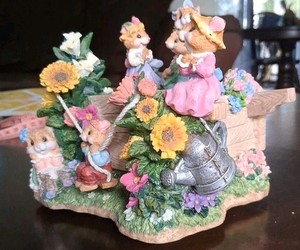 The San Francisco Music Box Co My Favorite Things Mice Dancing Swinging Works!