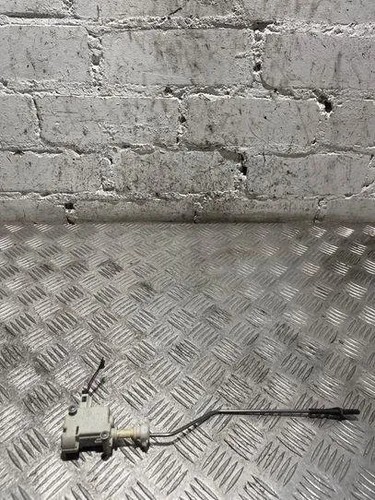 VW GOLF V 1K1 Motor für Tankdeckelverriegelung 3C0810773 2.00 Diesel 20211662