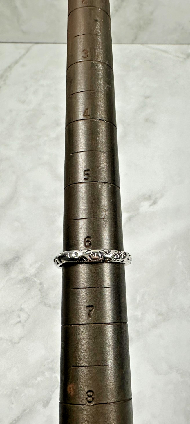 Sterling Silver Thin Scroll Ring - Size 6 - image 6