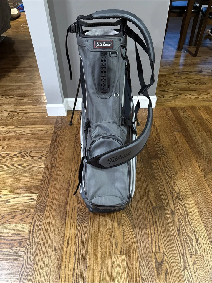 Titeleist Hybrid Golf Bag 14 Way Divider Dual Strap Grayish White - Image 2 of 4