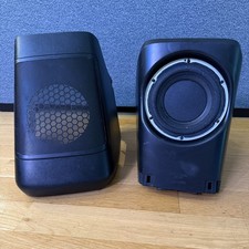 2003-2011 Honda Element - Oem Front Subwoofer With Cover Bezel - Black