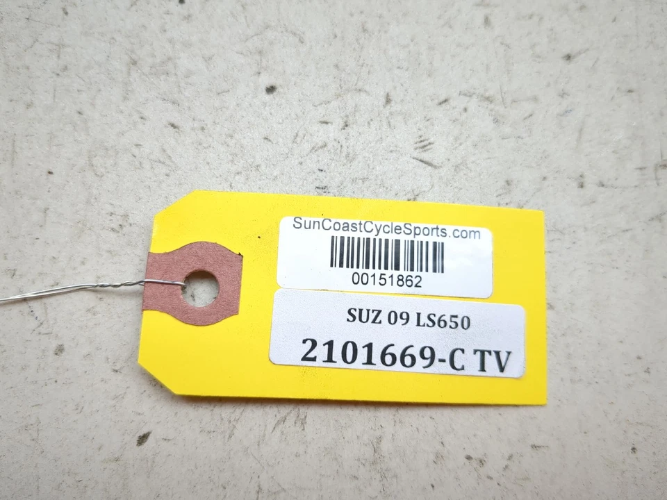 05-19 Suzuki LS650 Boulevard S40 conjunto de trava interruptor de ignição tampa e chave - Imagem 4 de 4