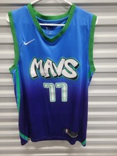 Nike Dallas Mavericks Luca Doncic Jersey Size Large