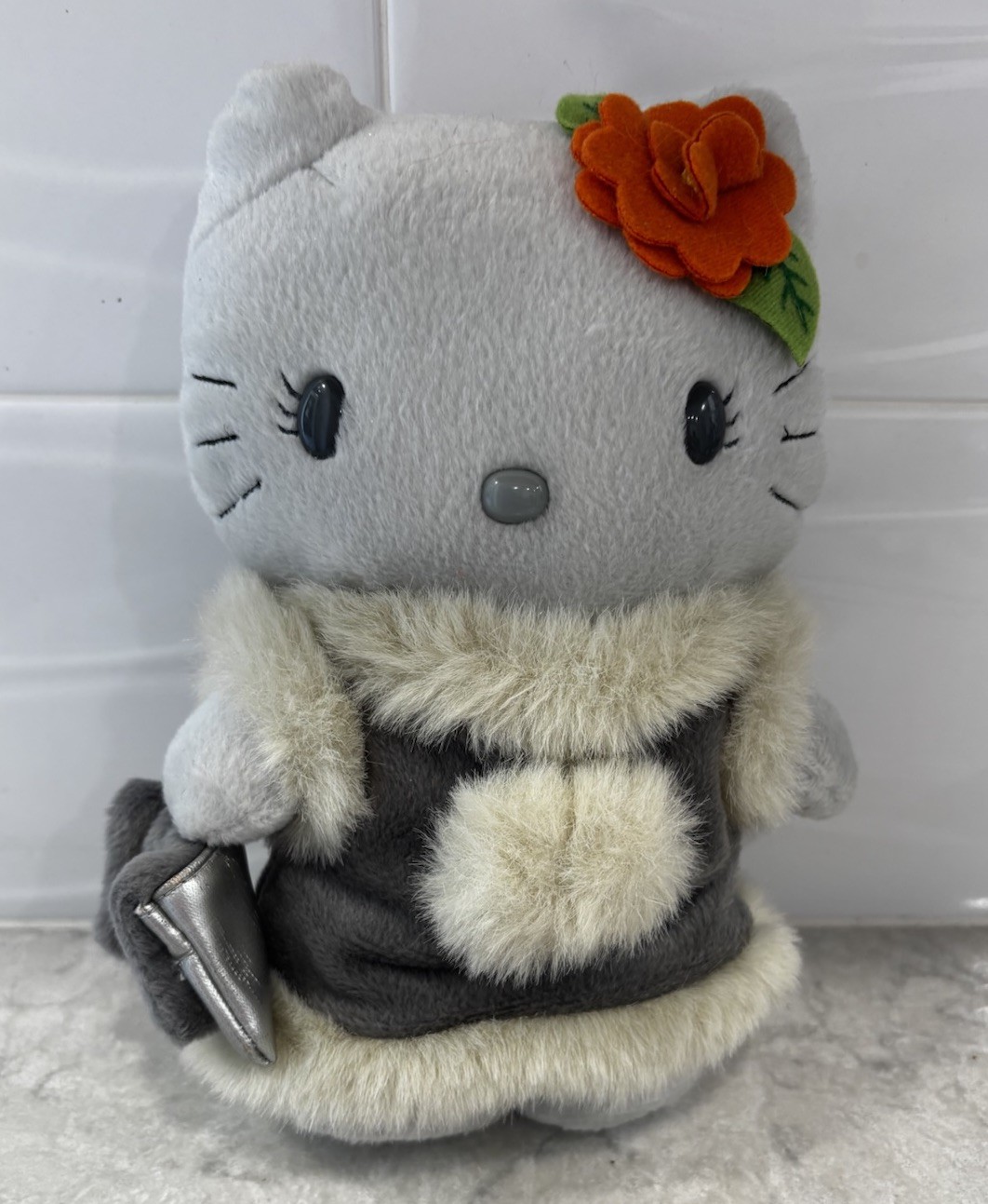 Vintage Hello Kitty In Colorful Seasons Winter McDonalds 2001