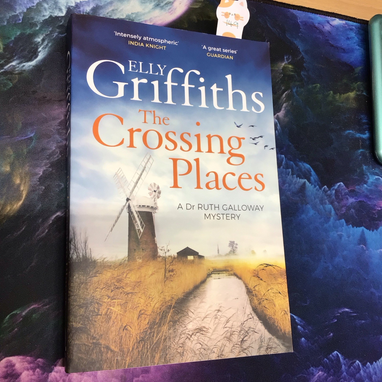 The Crossing Places: The Dr Ruth Galloway Mysteries  by Elly Griffiths