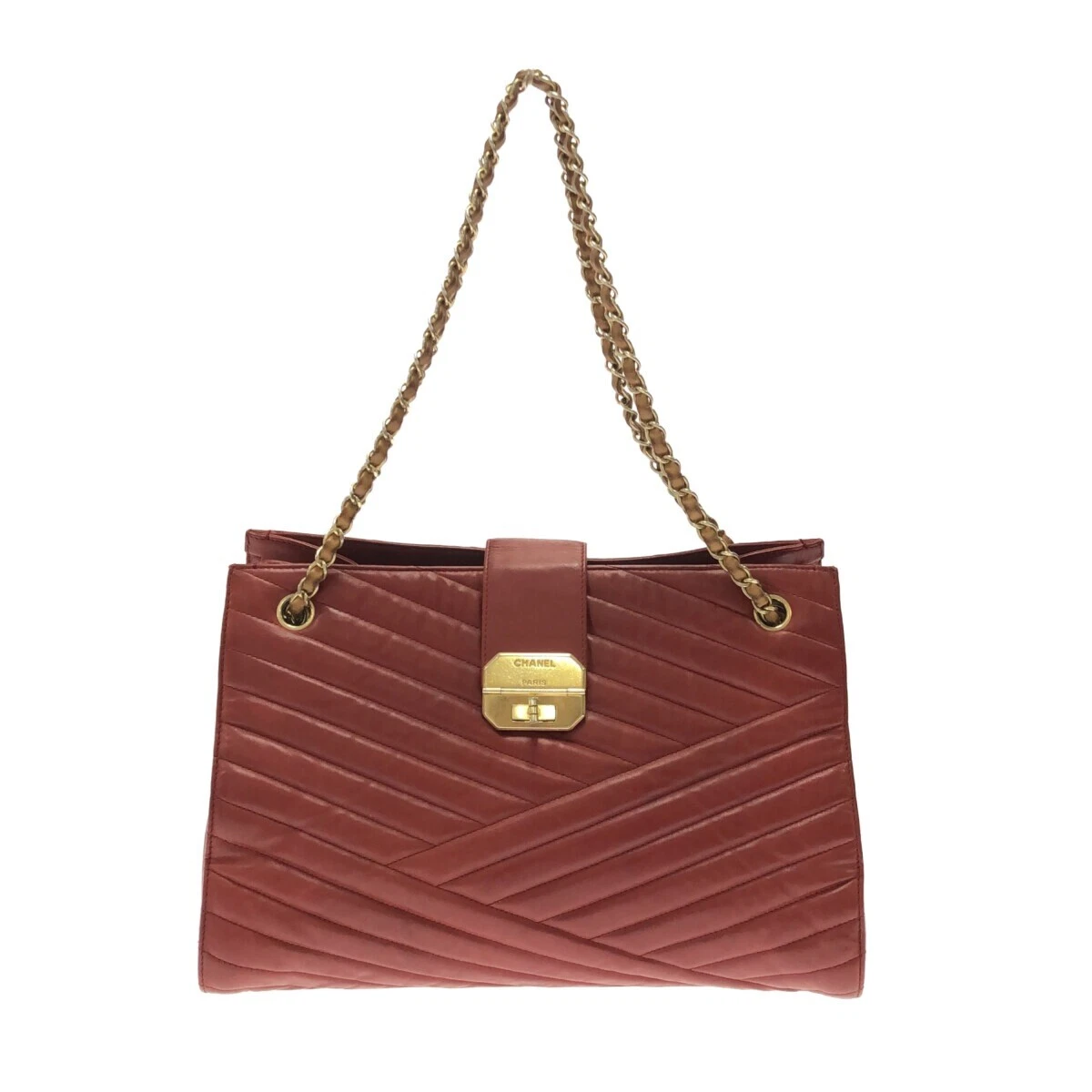 Chanel v outlet stitch bag