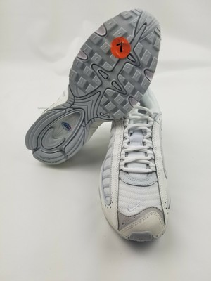 nike tailwind triple white