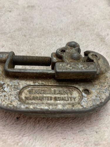 VINTAGE EXCELLENT BRAND Pipe Cutter Tool Made in Japan - Picture 2 of 3