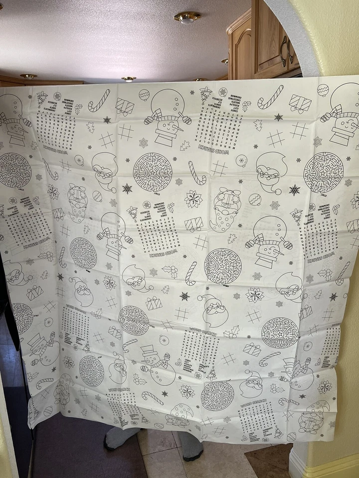 4 Cubiertas de Mesa Color Navidad Tu Propia 54x108 Color Y Juegos Niños Actividad Foto 2 de 4