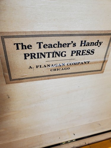 Teacher's handy printing press letters ,numbers, symbols Flanagan co. - Picture 11 of 11