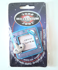 Y2K 2000 Millennium Keychain Magnet Photoframe Flexible Rubber Souvenir