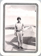 WWII US Army Soldier Photo 1943 Desert Training Original Militaria Snapshot