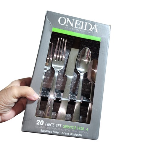 ONEIDA NIB 20 PIECE BRUSHED STAINLESS STEEL FLATWARE SET for 4