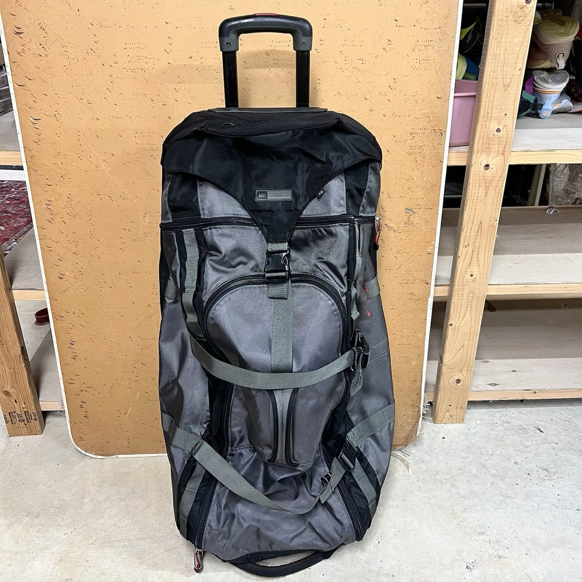 patagonia rolling bag sale Black Hole Mlc Wheelie Patagonia Black Hole MLC Wheeled