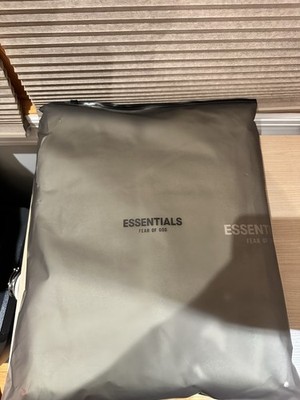 ESSENTIALS SEA FOAM BRAND NEW SIZE XL