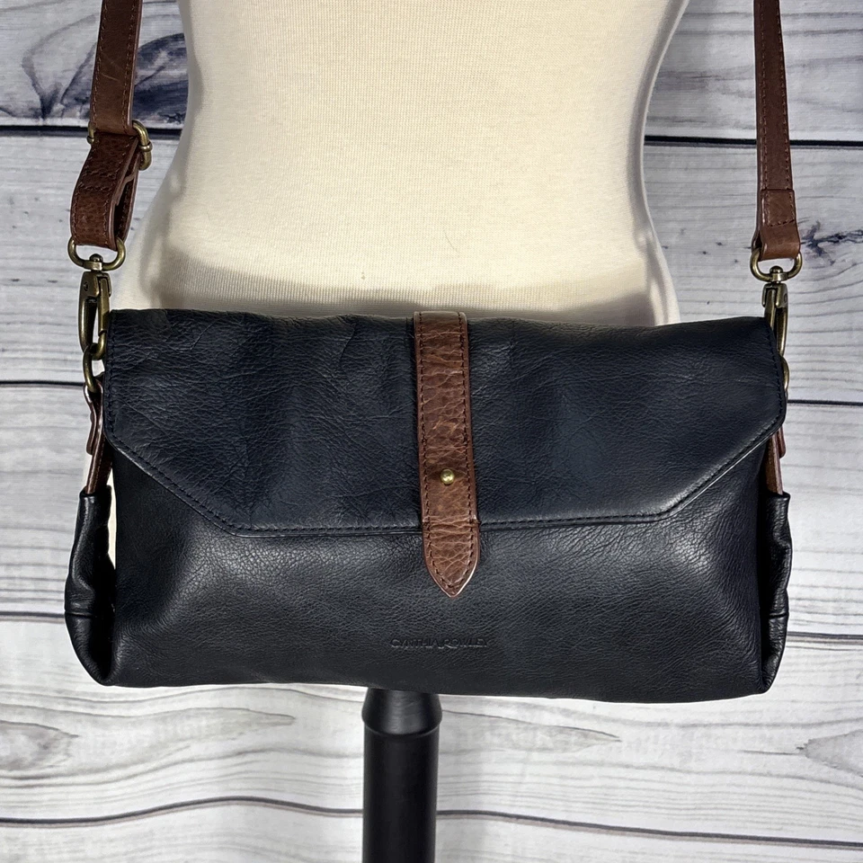 Vintage VTG 80’s 90’s Y2K Style Crossbody Leather Purse Shoulder Bag Brass Clasp - Image 2 of 4