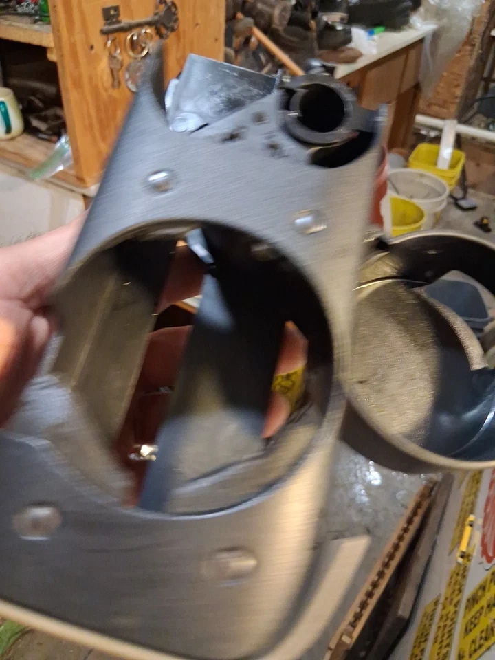 Chevy Silverado GMC Sierra 1995-1999 portavasos doble extraíble beige tostado Foto 3 de 4