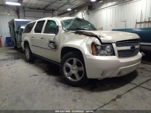 Used Rear Right Door Assembly Rear Side fits: 2013 Chevrolet Suburban 1500 Rear Foto 2 de 4