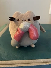 NWT Gund Pusheen Candy Cane Christmas Plush Stuffed Animal